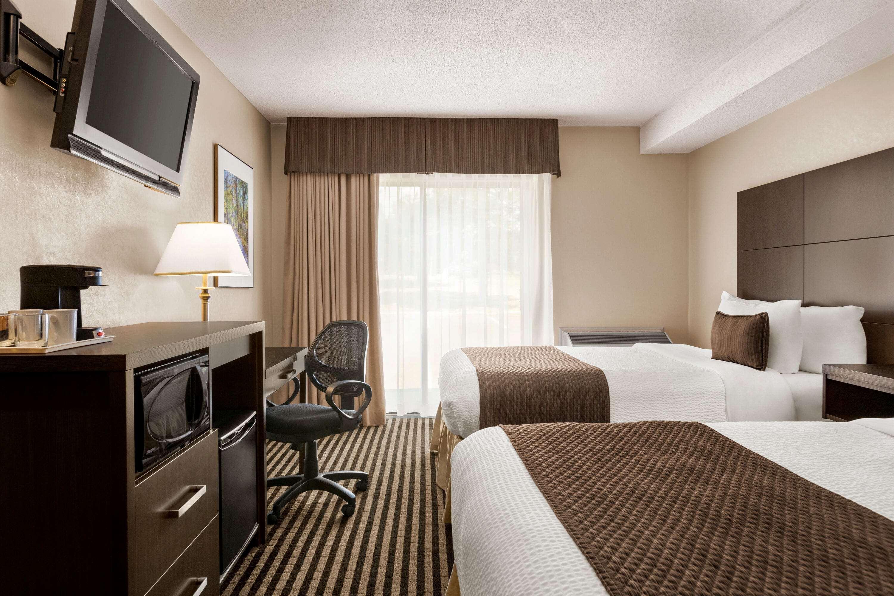 Days Inn By Wyndham Miramichi Nb Extérieur photo