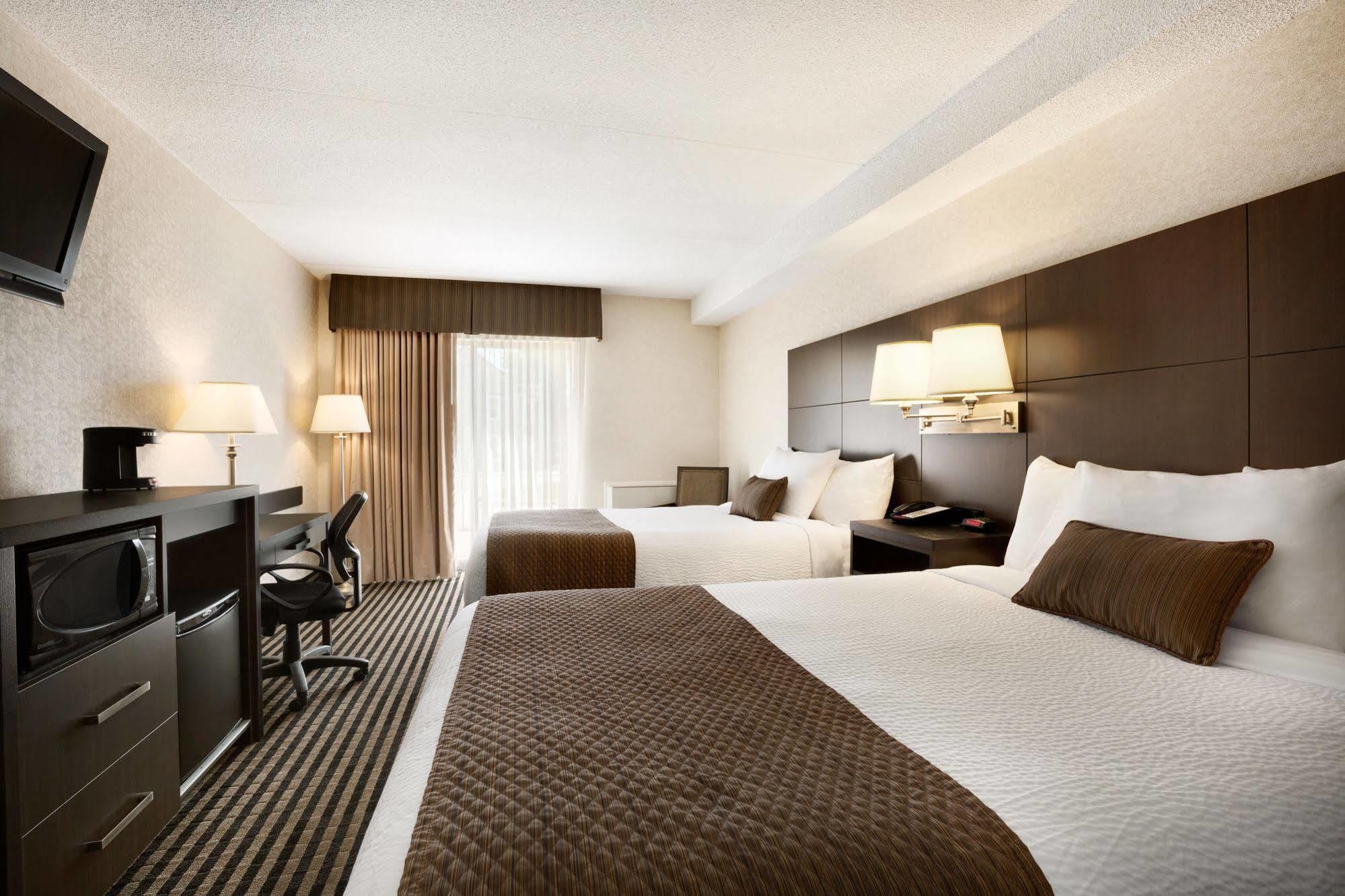 Days Inn By Wyndham Miramichi Nb Extérieur photo